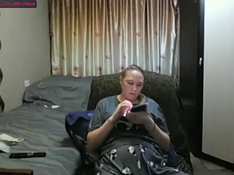 JenniDeep online show from 04.01.26