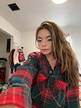 Snapshot of miatate chatting on 02.15.26 miatate online show from 02.15.26