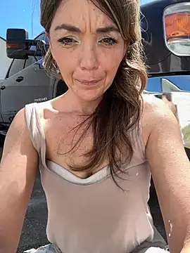 Snapshot of miatate chatting on 03.19.26 miatate online show from 03.19.26