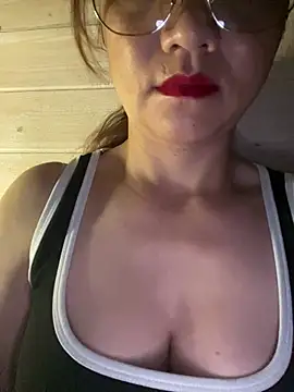 Snapshot of Diana-sexyy chatting on 07.17.26 Diana-sexyy online show from 07.17.26