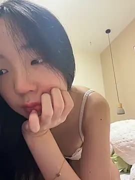Snapshot of TinyBabe chatting on 06.01.26 TinyBabe online show from 06.01.26