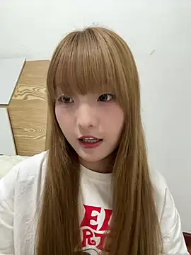 Snapshot of susuya_sha chatting on 06.27.26 susuya sha online show from 06.27.26
