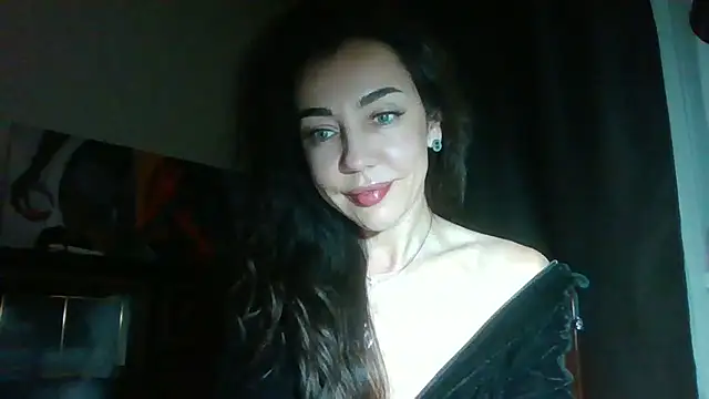 Snapshot of Fellaris chatting on 12.05.25 Fellaris online show from 12.05.25