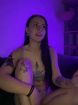 Snapshot of mysami420 chatting on 04.10.26 mysami420 online show from 04.10.26