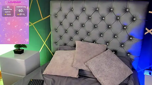 Snapshot of GabrielaSuarez_ chatting on 03.19.26 GabrielaSuarez online show from 03.19.26