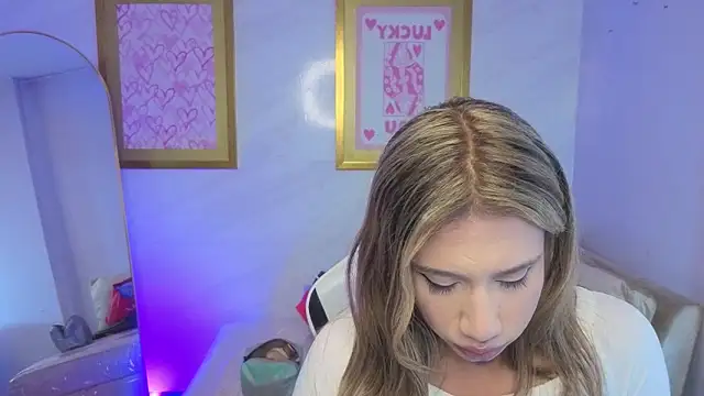 Evy Luxx v online show from 03.17.26