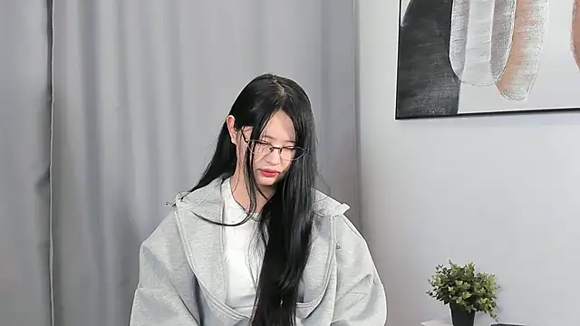 KelliPetric online show from 11.18.25