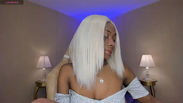 Midnight Bluee online show from 12.22.25