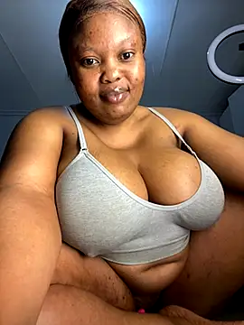 Busty-Sweetheart online show from 11.26.25
