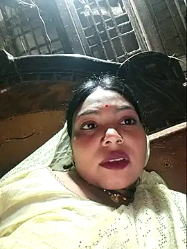 Snapshot of Jankisinghji chatting on 11.22.25 Jankisinghji online show from 11.22.25