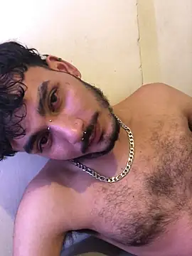 Brunicci online show from 12.23.25