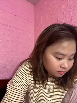 Lina8386 online show from 11.27.25