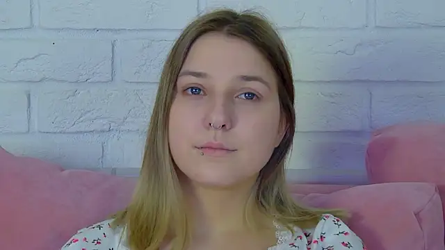 TinnaBurton online show from 03.26.26