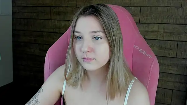 TinnaBurton online show from 03.29.26