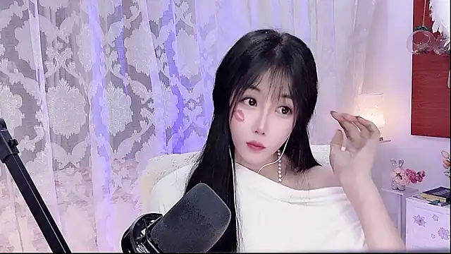 Laura 520 online show from 05.19.26