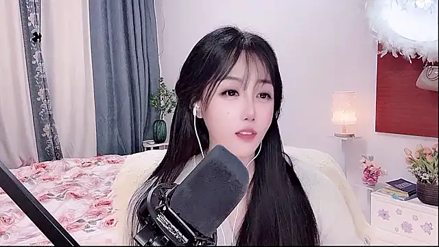 Laura 520 online show from 05.30.26