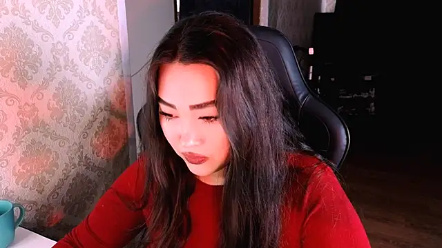 Emma Uilson online show from 02.15.26