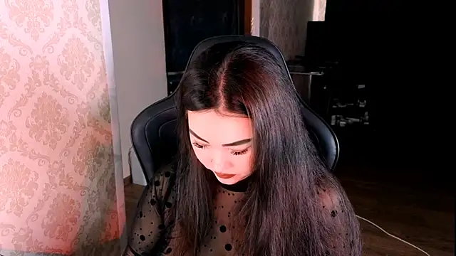 Snapshot of Emma_Uilson chatting on 07.03.26 Emma Uilson online show from 07.03.26