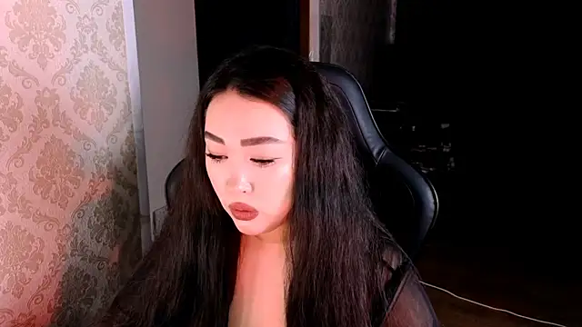 Snapshot of Emma_Uilson chatting on 07.20.26 Emma Uilson online show from 07.20.26