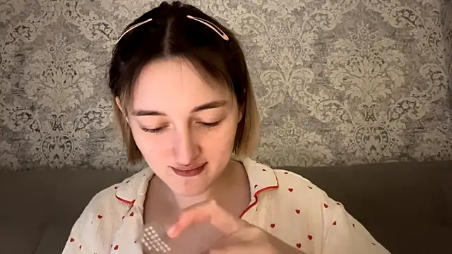 Emily lyy online show from 01.15.26