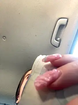 Scarlett Noire outdoors online show from 11.15.25