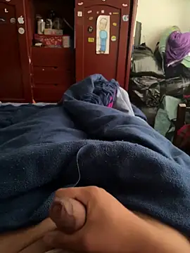 Snapshot of cris1122 chatting on 02.16.26 cris1122 online show from 02.16.26