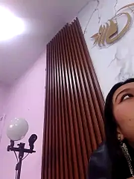 ZoeClarkk  online show from 12.04.25