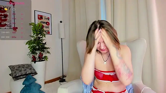 KiraRogers online show from 01.10.26