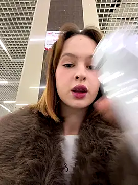 hani obsessed online show from 12.17.25