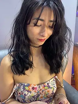 AmbarOishi   online show from 01.16.26