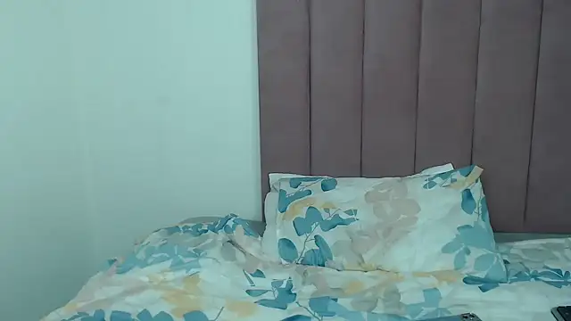 Mogheul Slay online show from 12.13.25