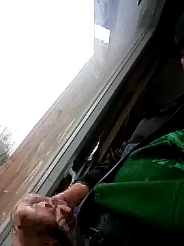 Snapshot of Motosz chatting on 11.25.25 Motosz online show from 11.25.25