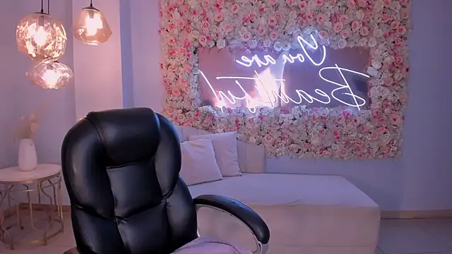 SophieLanne online show from 03.31.26