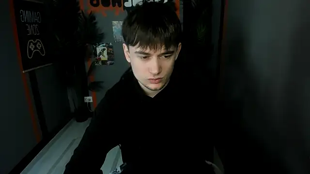 AlejandroEllias online show from 04.12.26