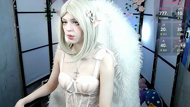 Snapshot of Aluwe_Say chatting on 01.06.26 Aluwe Say online show from 01.06.26