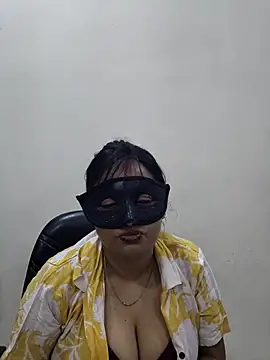 Cute-richa1 online show from 02.19.26