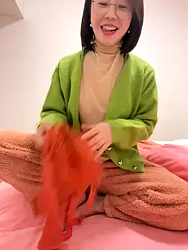 xiaoling2358 online show from 11.29.25