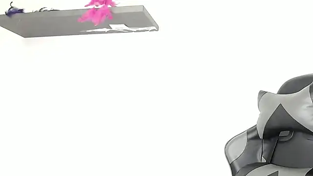 Nina-foxx online show from 12.16.25