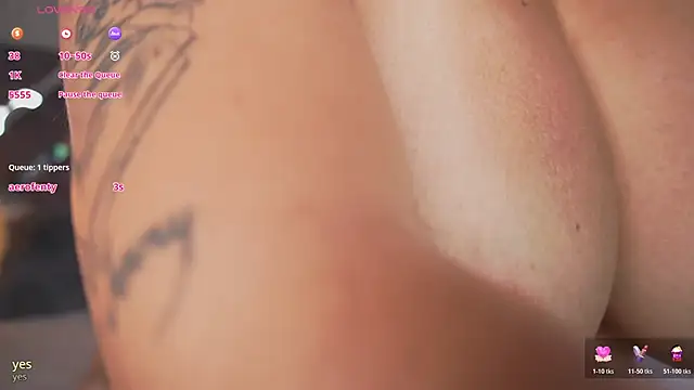 AlinnaJohnson online show from 03.26.26