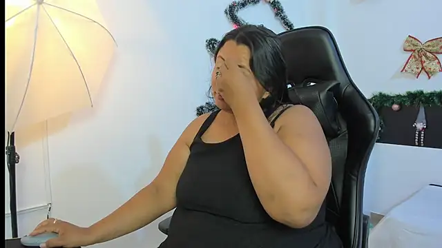 BWW-CINDY11 online show from 12.05.25