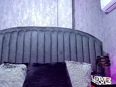 Kleerth Miller online show from 01.11.26