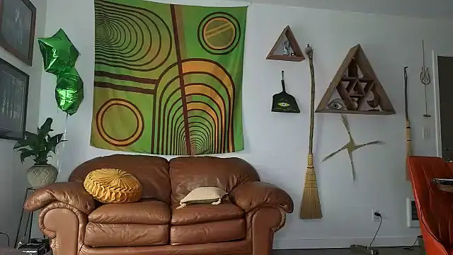 bruisedblossoms online show from 04.03.26