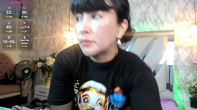 LILITH LIBELULA online show from 12.04.25