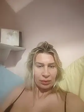 NaughtyClaudia  online show from 12.14.25