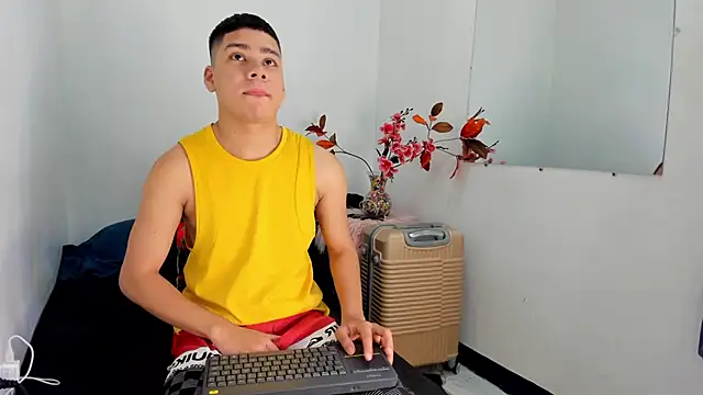 Lucastorrez01 online show from 01.07.26