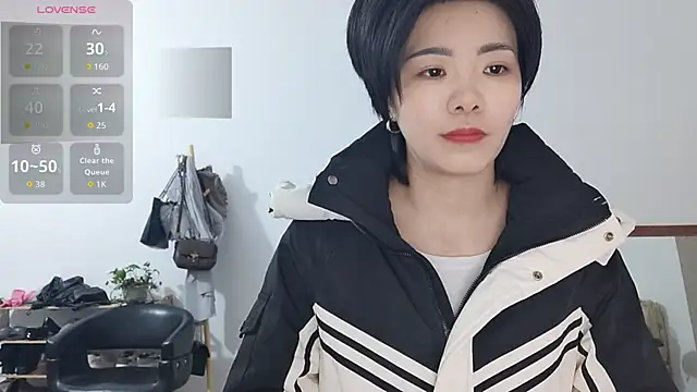 Snapshot of adele8731 chatting on 12.14.25 adele8731 online show from 12.14.25