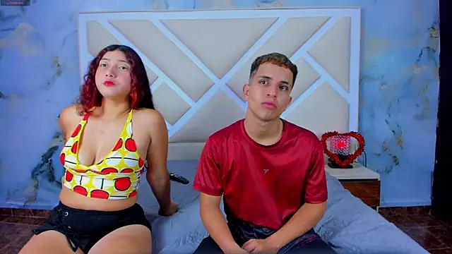 TrioPecadoVIP online show from 12.05.25