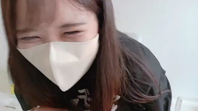Snapshot of Nemu_chan_ chatting on 06.27.26 Nemu chan online show from 06.27.26