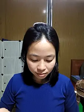 Snapshot of Cat-meow chatting on 02.14.26 Cat-meow online show from 02.14.26