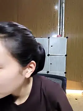 Snapshot of Cat-meow chatting on 04.13.26 Cat-meow online show from 04.13.26